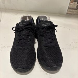 Skechers Womens Performance Go Walk 4 Shoes Training Running Size 9.5 Black